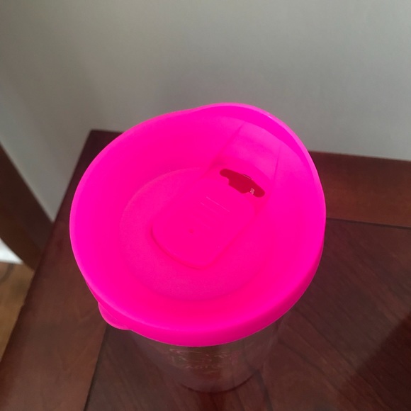Lily Pulitzer Tumbler - NEW - Picture 3 of 3